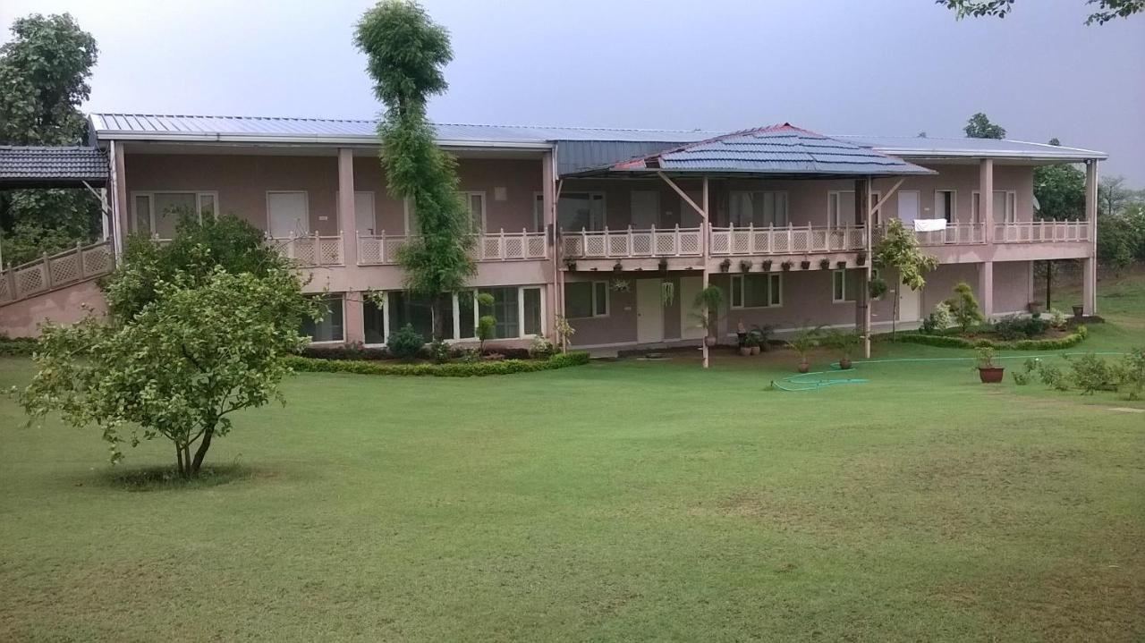 Vila Aravali Hill View Estate Gurgáon Exteriér fotografie