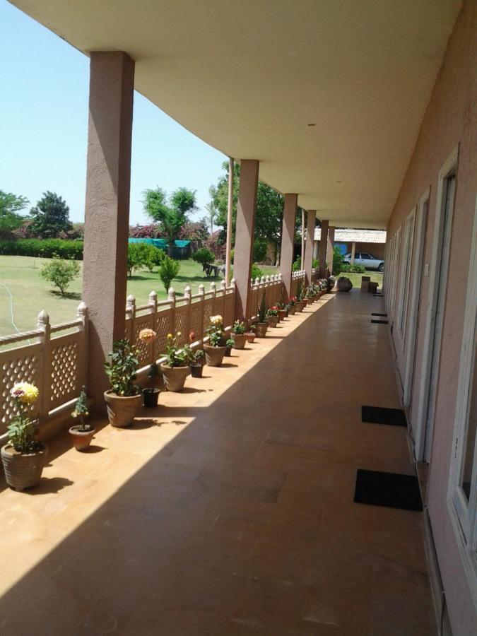 Vila Aravali Hill View Estate Gurgáon Exteriér fotografie